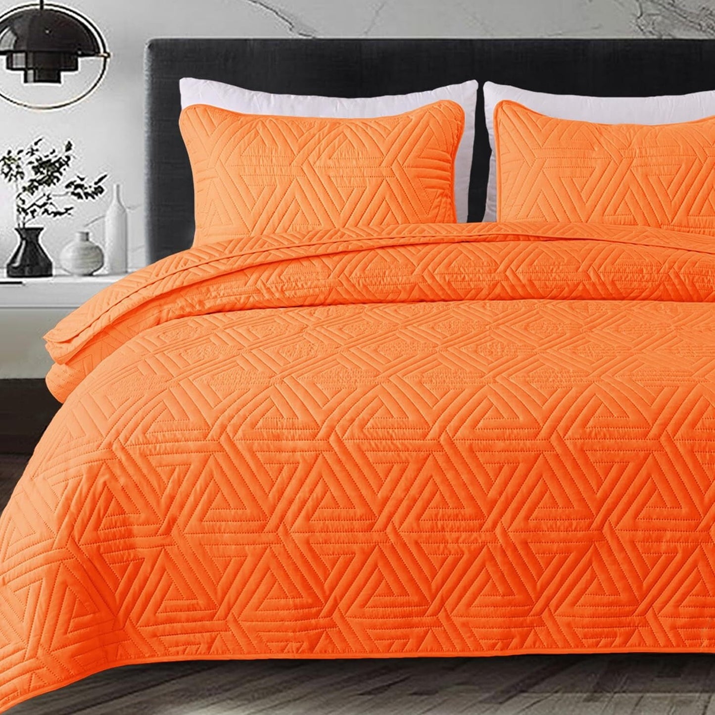 Whale Flotilla 3-Piece King Size Quilt Set/Bedspreads/Coverlets for All Season, Classic Geometric Pattern Bedding Set with 2 Pillow Shams, Soft and Lightweight, Orange