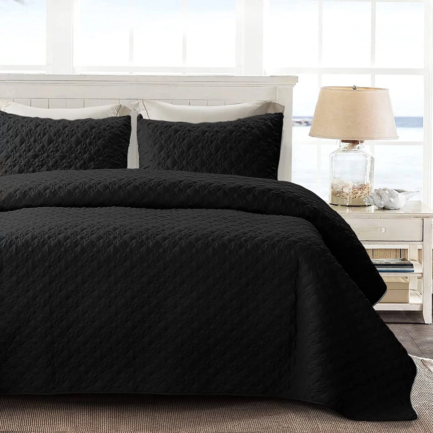 Whale Flotilla Quilt Set King Size, Soft Microfiber Lightweight Bedspread Coverlet Bed Cover (Diamond Pattern) for All Seasons, Black, 3 Pieces (Includes 1 Quilt, 2 Shams)