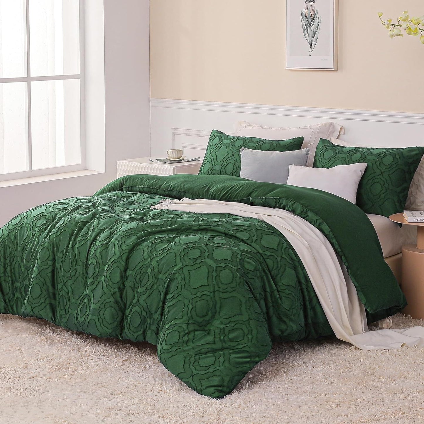 Whale Flotilla 3-Piece Tufted King Size Comforter Set, Soft Fluffy Shabby Chic Comforter for All Seasons, Farmhouse Boho Duvet Bedding Sets with 2 Pillow Shams, 90"x104", Deep Green