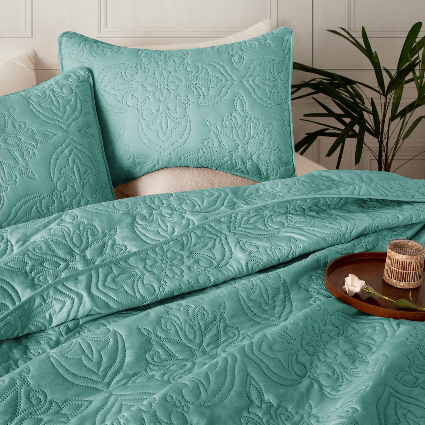 Whale Flotilla Soft California King Quilt Bedding Set for All Seasons, Vintage Damask Ultrasonic Quilts Set, Lightweight Reversible Bedspread, Coverlet, Bed Cover with 2 Pillow Shams, Turquoise Green