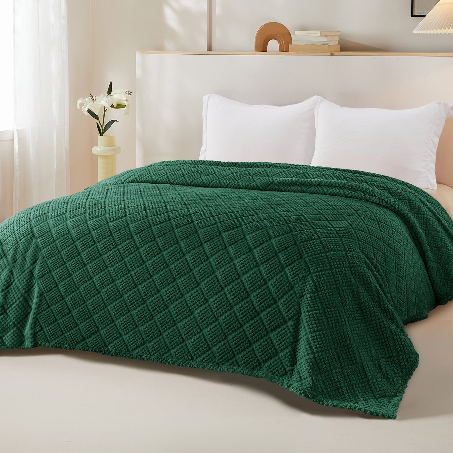 Whale Flotilla Fuzzy Fleece King Size Blanket for Bed, Soft Fluffy Jacquard Waffle Blankets for All Season, Lightweight and Warm, 90x104 Inch, Emerald Green