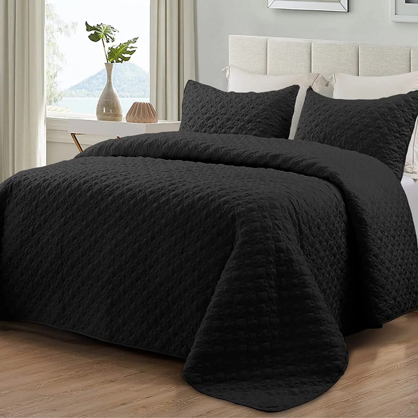 Whale Flotilla Quilt Set King Size, Soft Microfiber Lightweight Bedspread Coverlet Bed Cover (Diamond Pattern) for All Seasons, Black, 3 Pieces (Includes 1 Quilt, 2 Shams)