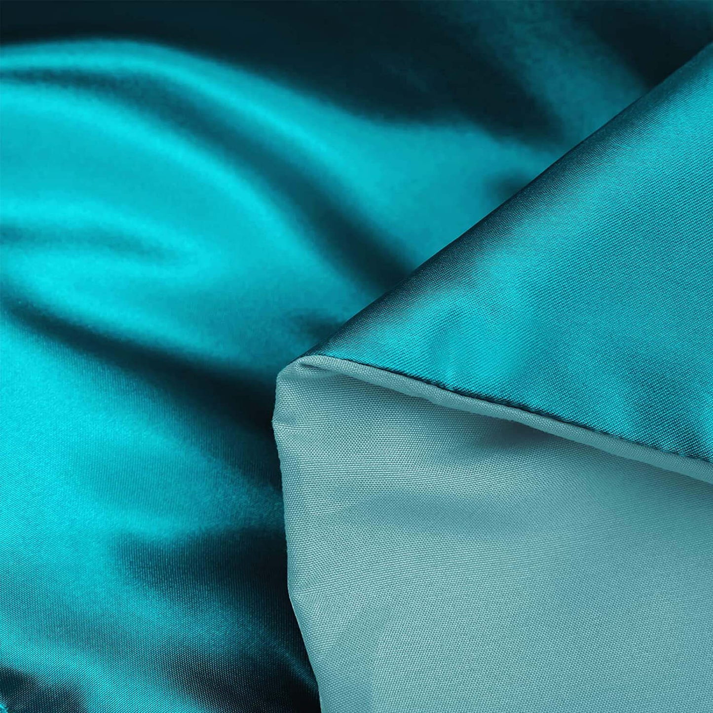 Whale Flotilla 2-Piece Reversible King Size Silk Comforter Set/Bedding Set, Soft Satin Comforter with 1 Satin Pillowcases, Lightweight Duvet Set for All Seasons, Turquoise