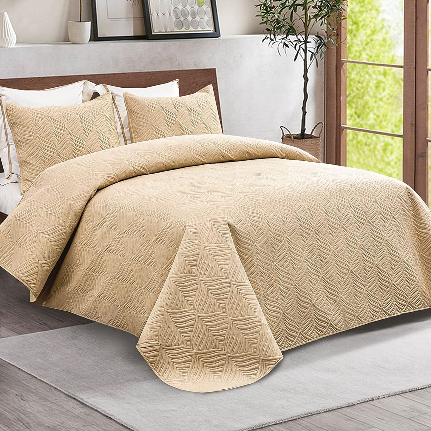 Whale Flotilla Microfiber Queen Size (96x90 inches) Quilt Set Lightweight Ultrasonic Quilted Bedspreads Coverlets Set with Classic Pattern, Camel, 3 Piece (1 Quilt, 2 Pillow Shams)