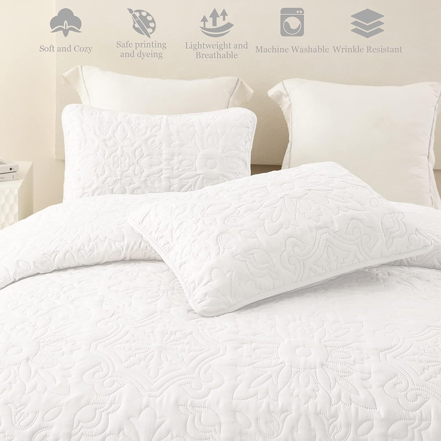 Whale Flotilla 3-Piece King Quilt Set, Soft Embossed Bedding Set, Lightweight Bedspread Coverlet with Damask Vintage Pattern, Reversible Bed Cover for All Seasons, White