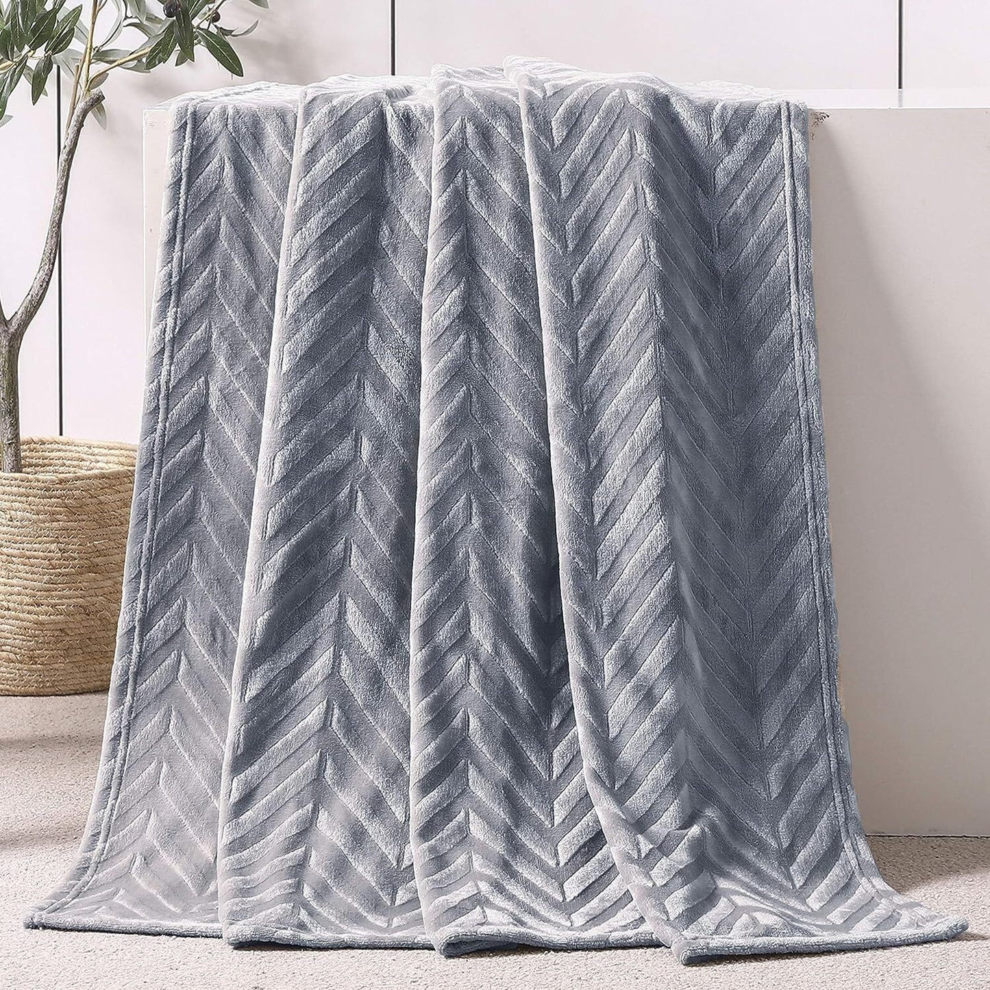 Whale Flotilla Fleece Throw Blanket for Couch, Soft Fluffy Sofa Bed Blanket with Chevron Pattern for All Season, Warm and Lightweight, 50x60 Inch, Silver Grey