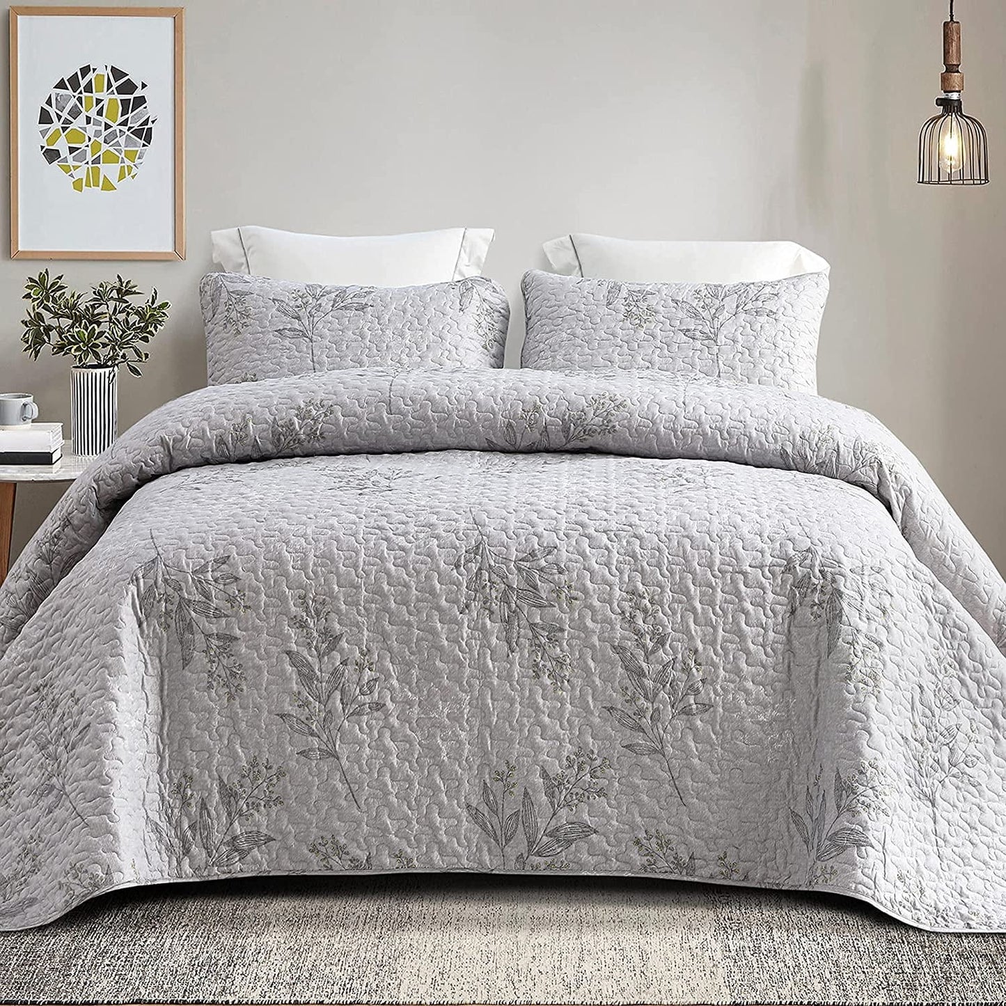 Whale Flotilla 3-Piece Queen Size Quilt Set with Shams, Microfiber Lightweight Bedspread Coverlet for All Season, Floral Pattern Quilts for Queen Bed, Grey